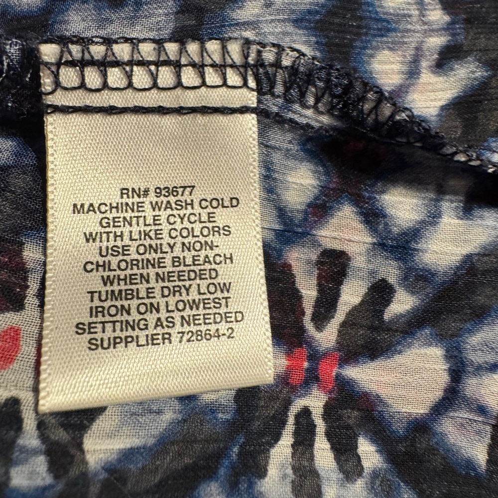 ❤️Liz Claiborne SPRING/SUMMER Print Blouse with Intricate Pattern Large - Picture 5 of 6